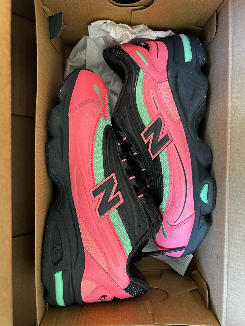 New Balance 1000 Women's Coral Pink & Mint Chunky Sneaker